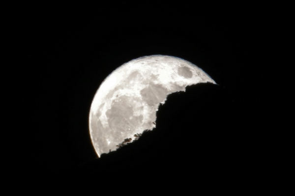 Super Moon Moonrise from home 11-14-16